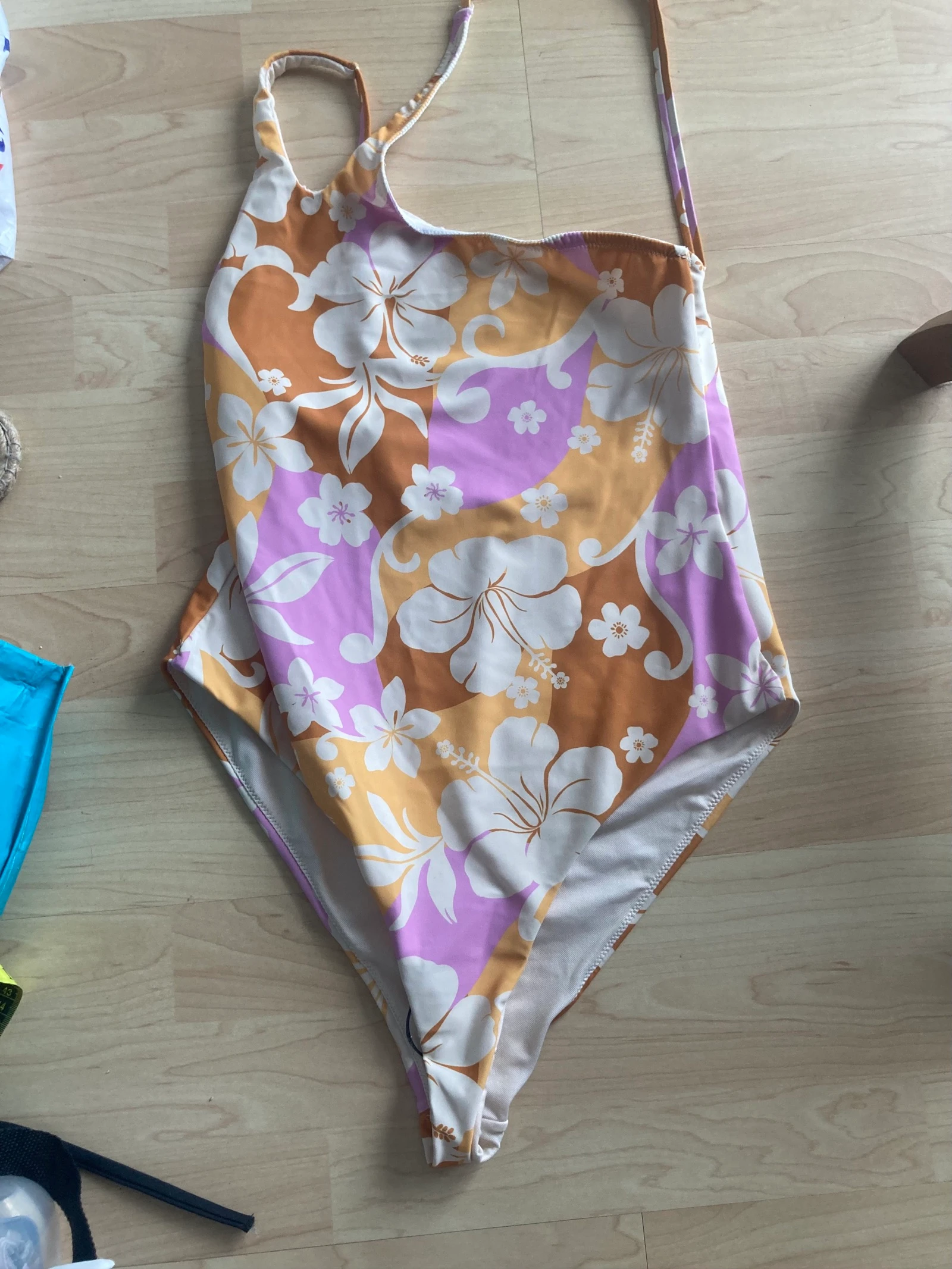 Très beau maillot de bain taille M